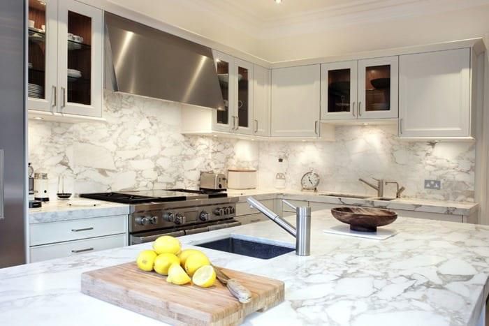 marble kitchen ad979bd1ff704f18a733340e55e0f8ad~mv2